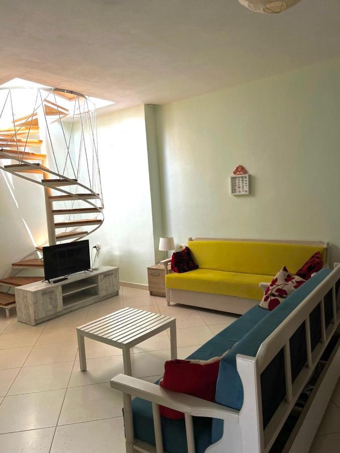 Melina Apartments Sarande Exterior photo