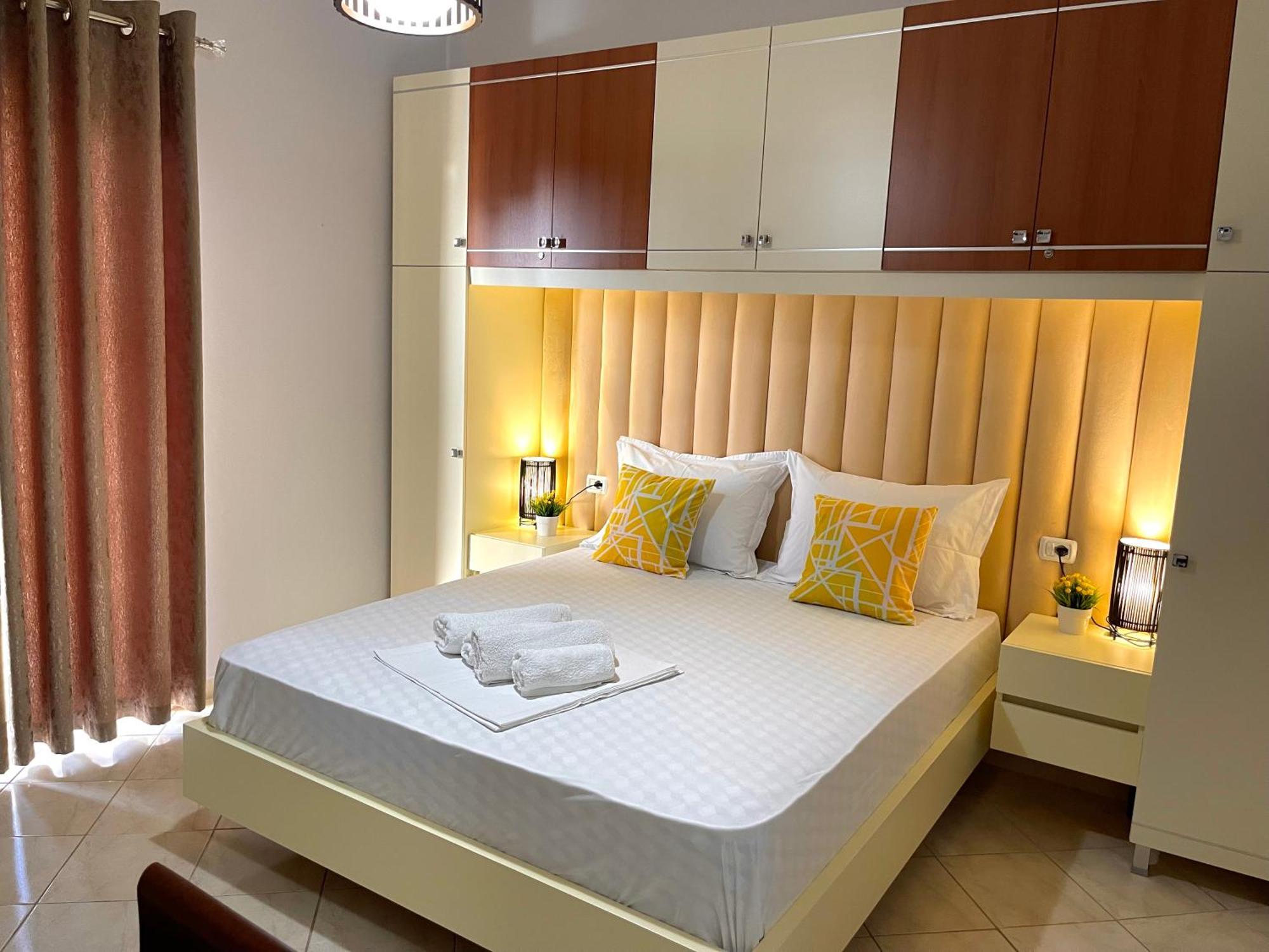 Melina Apartments Sarande Exterior photo